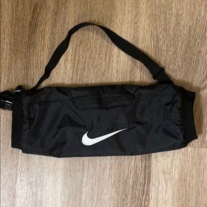 Nike Football Handwarmer